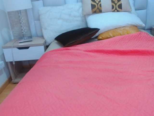 방송 스크린 샷 Perla-wilson