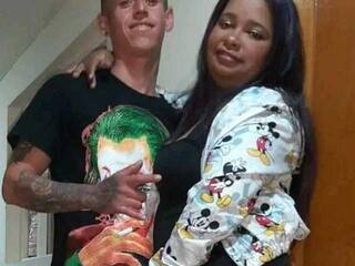 에로틱 한 영상 채팅 Peter-rossy25