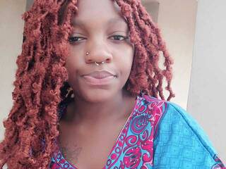 에로틱 한 영상 채팅 petitesassy