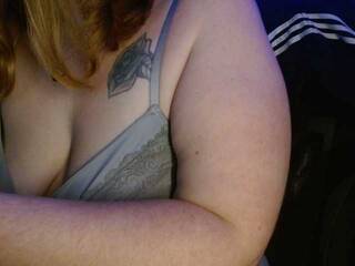 에로틱 한 영상 채팅 Petitoiseaucoquine