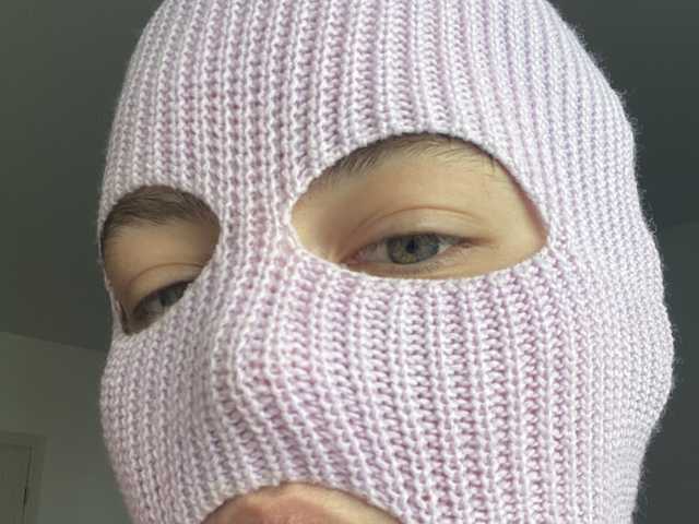 프로필 사진 PinkBalaklava