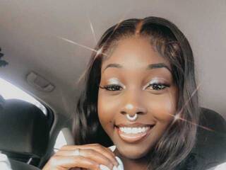 에로틱 한 영상 채팅 pinklips1