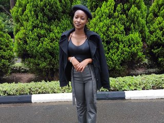 에로틱 한 영상 채팅 Politegirl