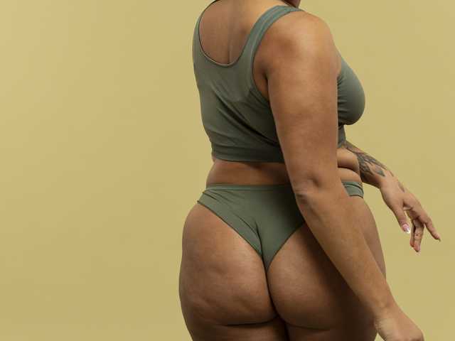 프로필 사진 Preetypussie