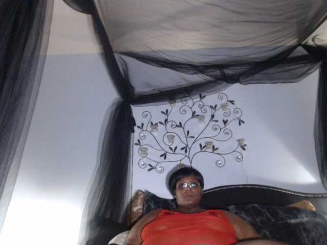 방송 스크린 샷 PrettyBlacc