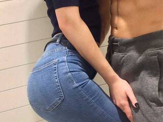 에로틱 한 영상 채팅 tikitokilove