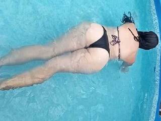 에로틱 한 영상 채팅 PricklyPotion