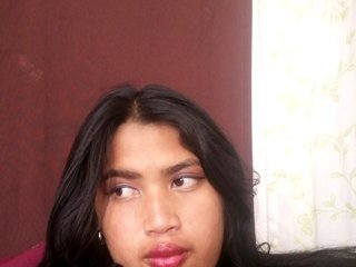 에로틱 한 영상 채팅 PrincessAriahsquirty4u2