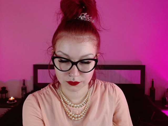 사진 Goddess_Amanita You Glamournatrix Findomme will humiliate you gently