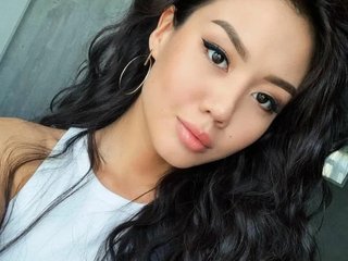 에로틱 한 영상 채팅 Queendy