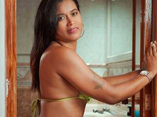 에로틱 한 영상 채팅 Raquel-Davis