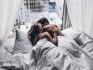 에로틱 한 영상 채팅 RAWandREALaf