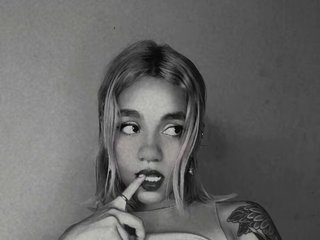 에로틱 한 영상 채팅 Raycatt1