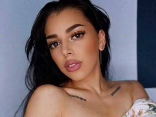 에로틱 한 영상 채팅 RayssaRays