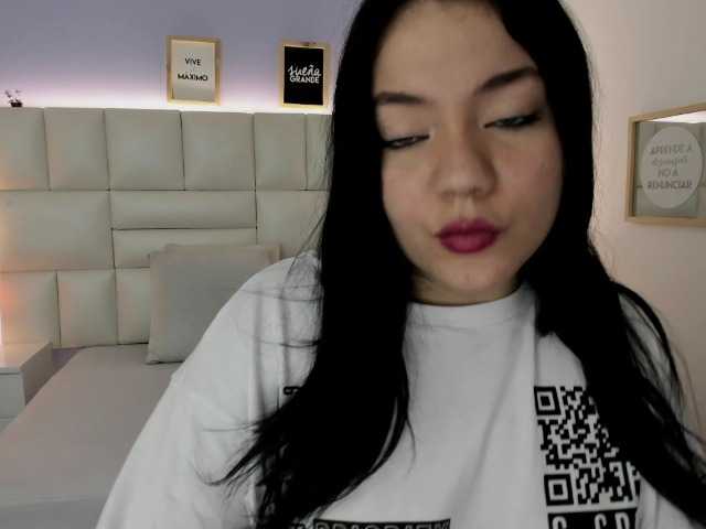 방송 스크린 샷 rebeca-grey