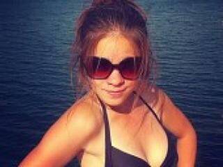 에로틱 한 영상 채팅 rebekared