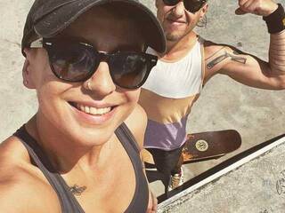 에로틱 한 영상 채팅 Rebel4life