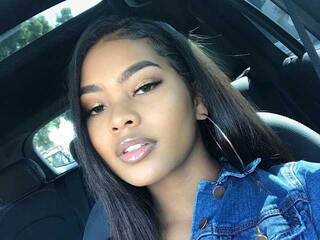 에로틱 한 영상 채팅 reinelia21