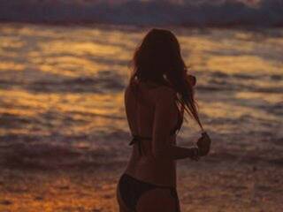 에로틱 한 영상 채팅 Rerina2020