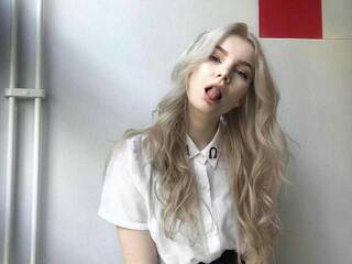 에로틱 한 영상 채팅 RinaRia