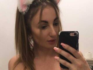 에로틱 한 영상 채팅 Rita054