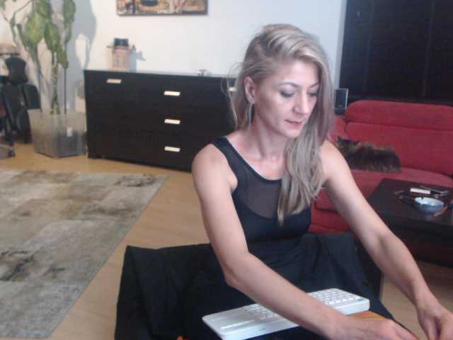 방송 스크린 샷 RompingGodess