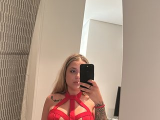 에로틱 한 영상 채팅 Rosalliaa