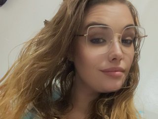 에로틱 한 영상 채팅 rosavelllynn