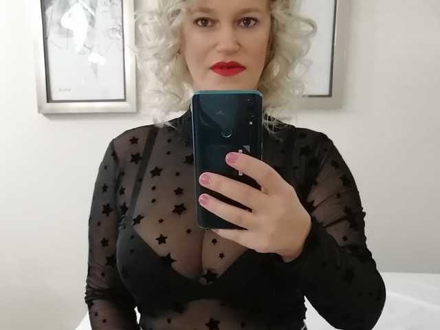 프로필 사진 Roselyn25