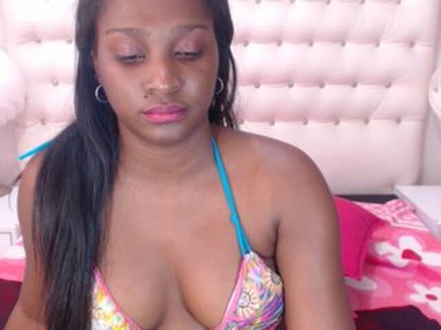 방송 스크린 샷 RosieLuxe