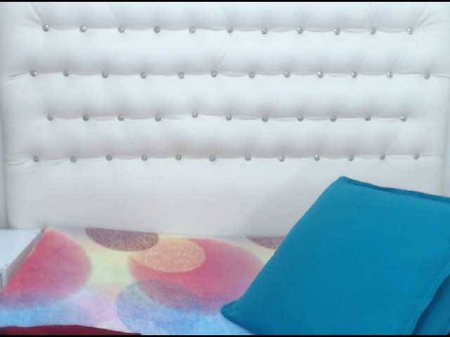 방송 스크린 샷 RosieLuxe