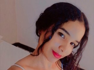 에로틱 한 영상 채팅 RoxanaGil