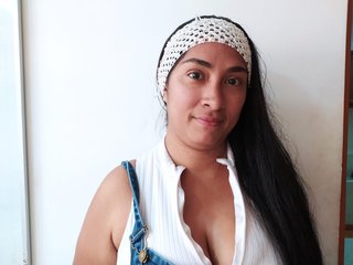 에로틱 한 영상 채팅 RoxannaJones