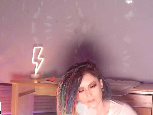 방송 스크린 샷 RoxieLovesick