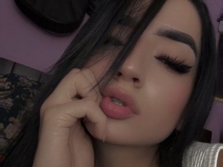 에로틱 한 영상 채팅 RoxyLior