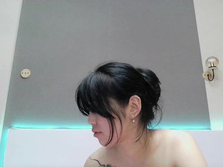 에로틱 한 영상 채팅 Roxysin