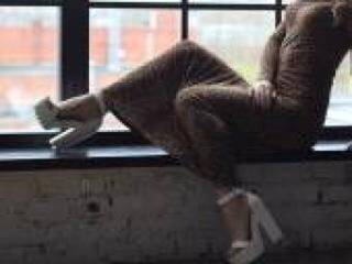 에로틱 한 영상 채팅 rozalinaaa