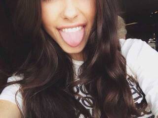 에로틱 한 영상 채팅 RubyNude