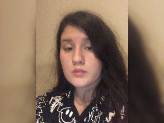 방송 스크린 샷 SaanviUwU