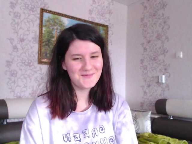 방송 스크린 샷 SaanviUwU