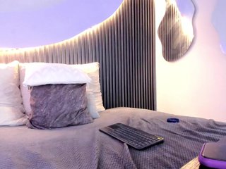 에로틱 한 영상 채팅 Sacian