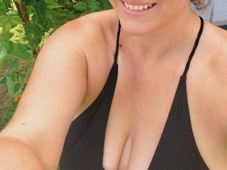 에로틱 한 영상 채팅 Sadiesecret