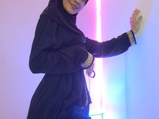 에로틱 한 영상 채팅 SahiraAli