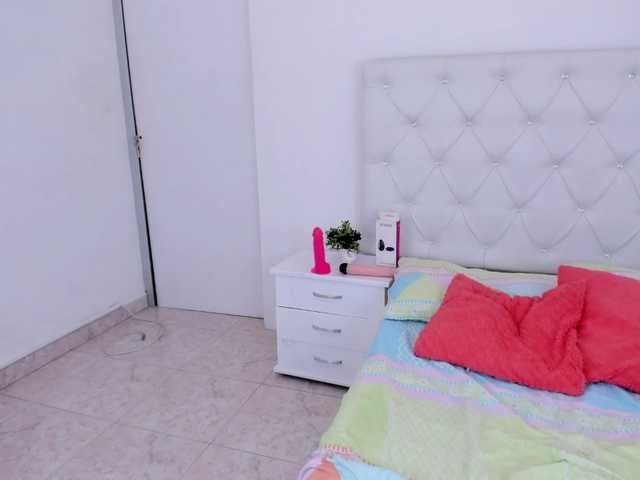 방송 스크린 샷 SalomeBaker