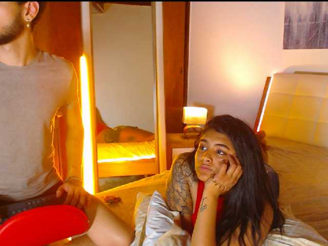 방송 스크린 샷 SamAndKeyla