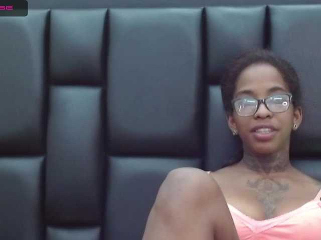 방송 스크린 샷 samantaafox