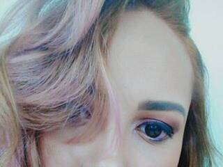 에로틱 한 영상 채팅 SamanthaJohnx