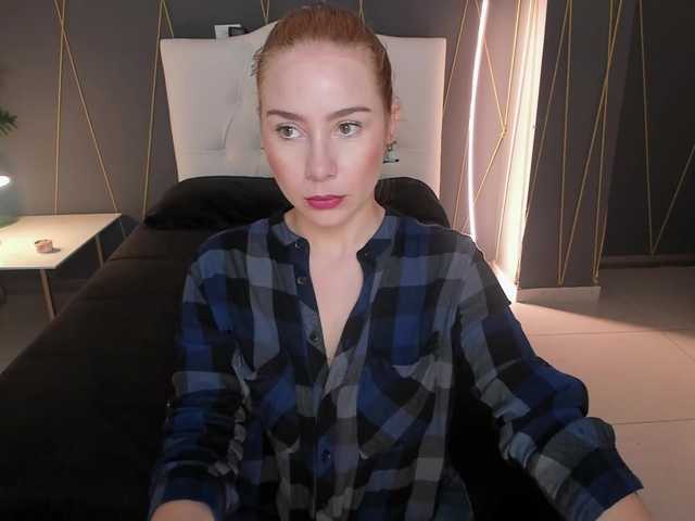 방송 스크린 샷 SamanthaMoor1