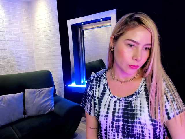 방송 스크린 샷 SamanthaMoor1