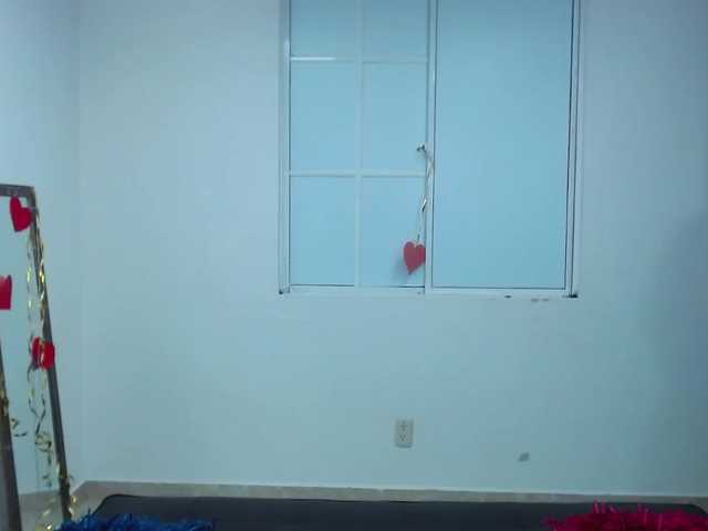 방송 스크린 샷 LilyJames